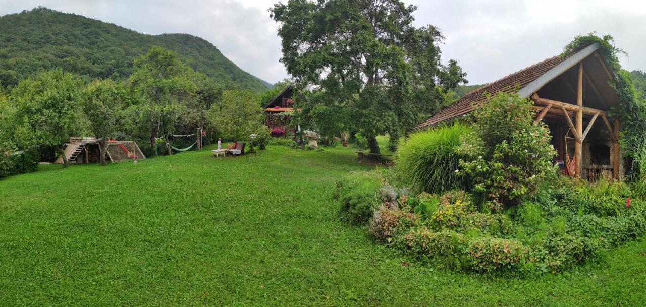 Na Okic - A Private Forest Oasis Sveti Martin pod Okicem Exterior foto